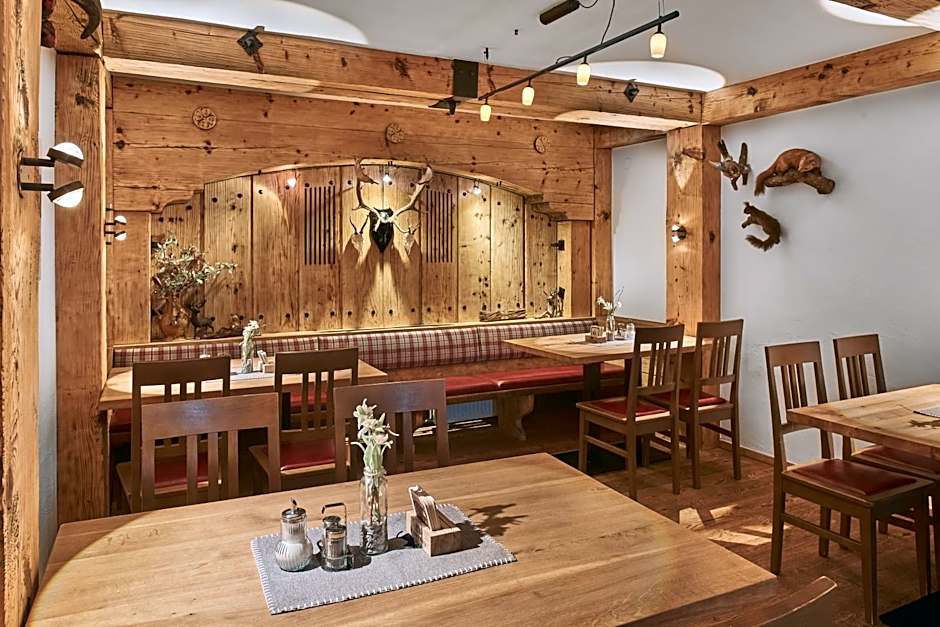 Aktivhotel & Gasthof Schmelz Ihr familienfreundliches Urlaubs Hotel mit Wellness Hallenbad, Alpensauna neu ab Februar 2026 Chiemgau Karte