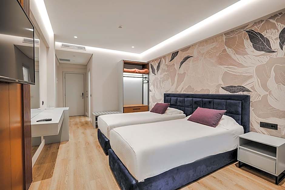 Hotel Oasis