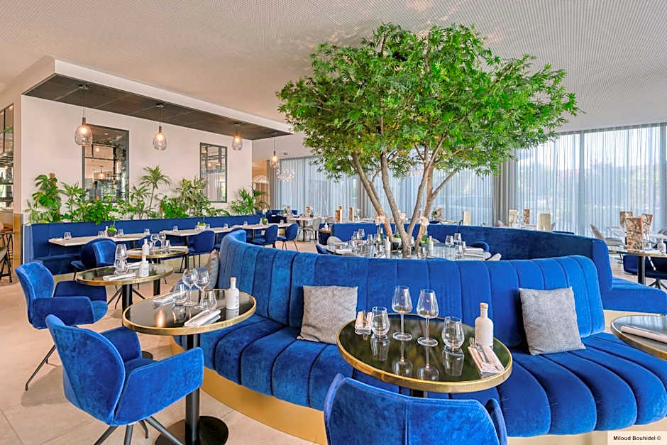 GOLDEN TULIP LYON OUEST TECHLID Hotel & Spa