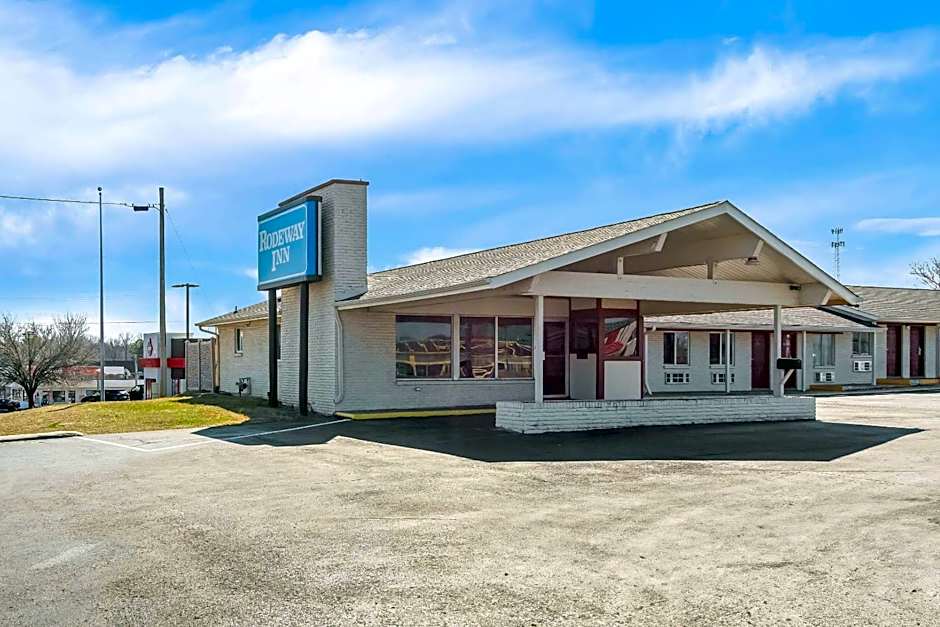 Rodeway Inn Dickson