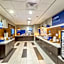 Holiday Inn Express and Suites Lindale By IHG