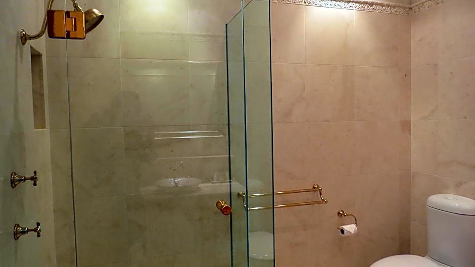 Victorias at Ewingsdale