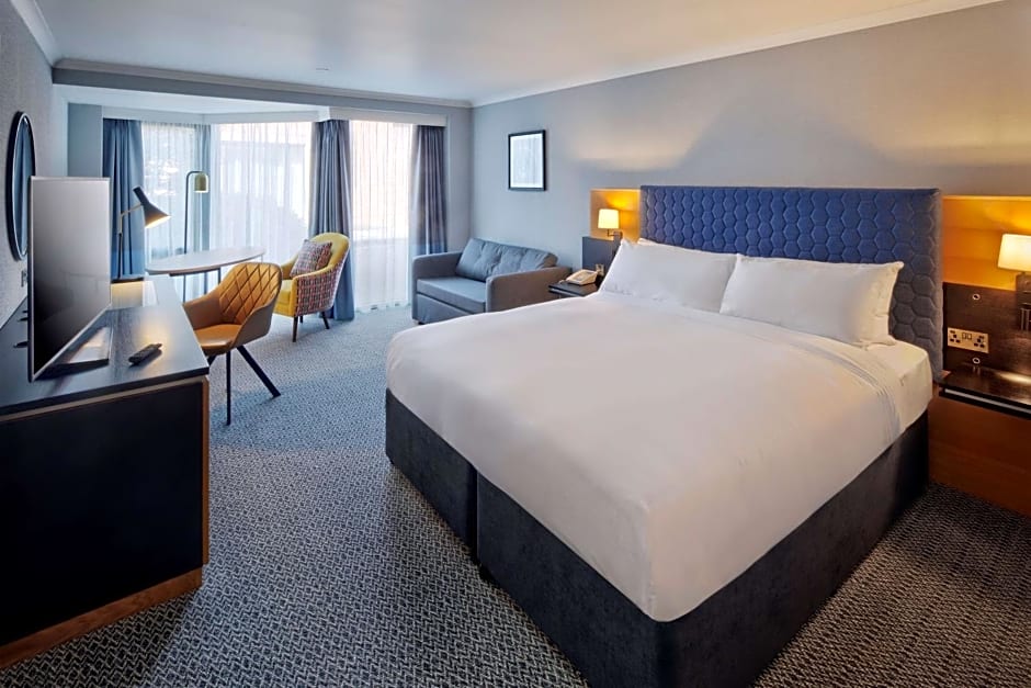 DoubleTree by Hilton Manchester Airport