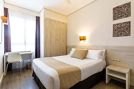 Sweet Hotel Continental