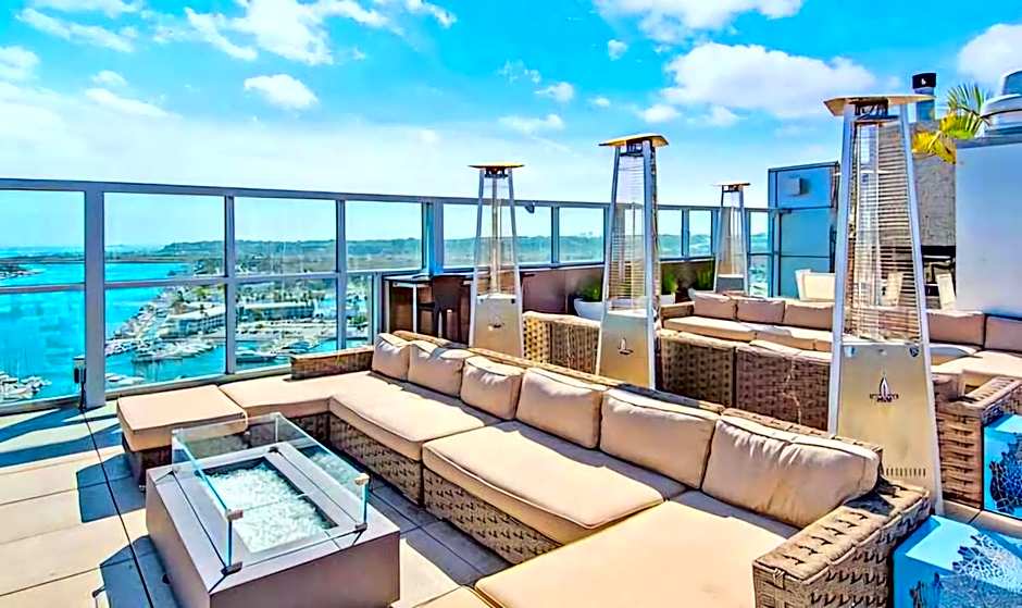 Del Rey Apartment Homes