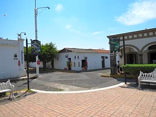 Hotel Posada Comala by Rotamundos