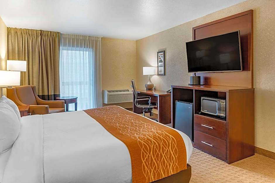 Comfort Inn & Suites Lincoln City