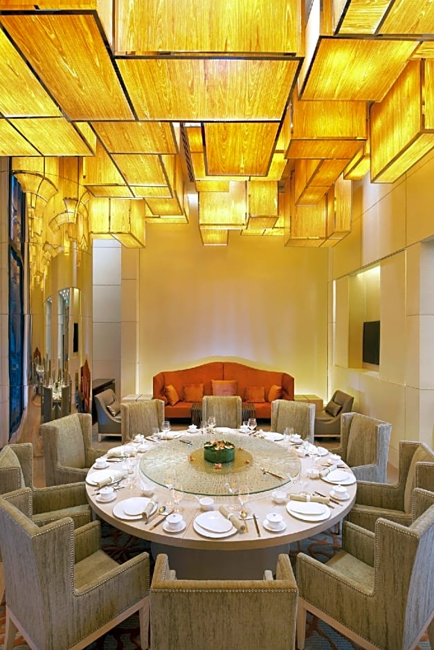 W Guangzhou