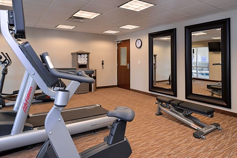 Holiday Inn Express & Suites Williams By IHG
