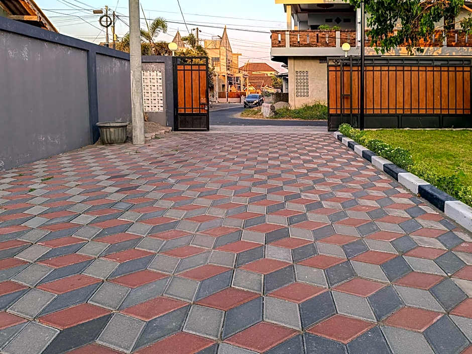 Nawasena Homey Syariah near Bandara Adisucipto 4 Mitra RedDoorz