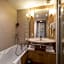 Clarion Aparthotel Toulouse Blagnac Airport