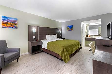 King Room - Non-Smoking