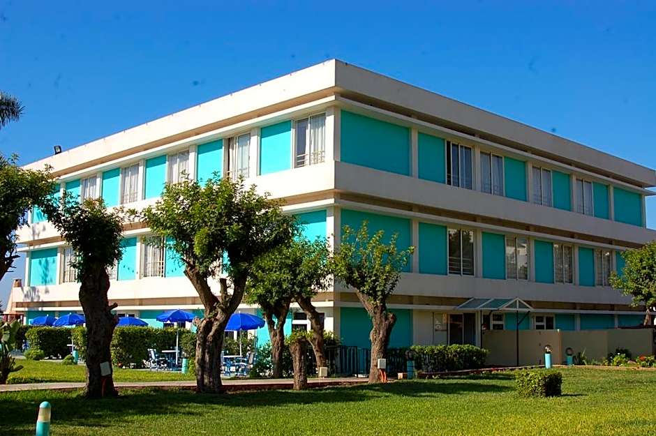 Mabrouk Hotel and Suites- Adult only