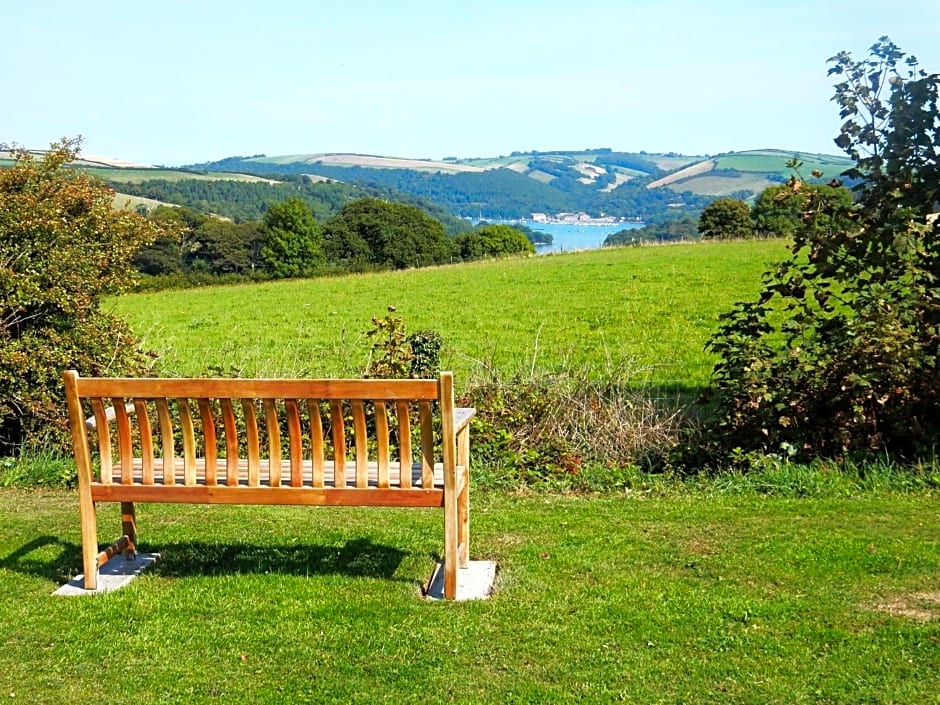 Sheena's Dartmouth Chalets