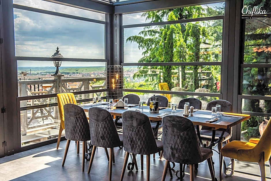 Chiflika Family Hotel