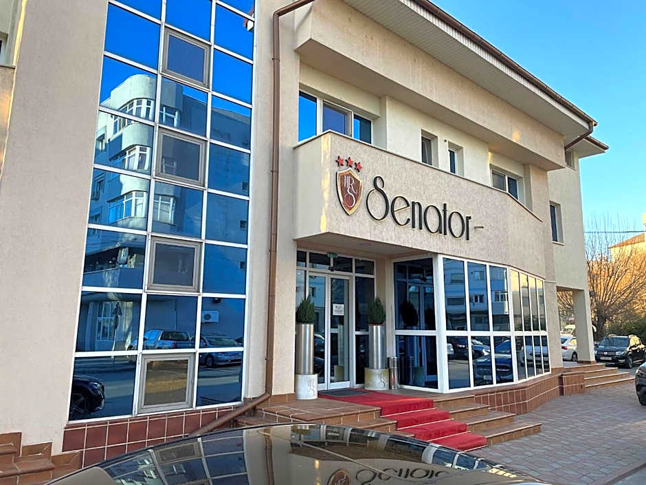 Hotel Senator