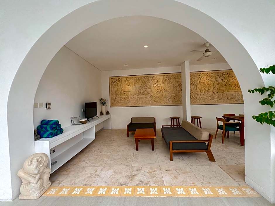 Apple Villas & Apartments