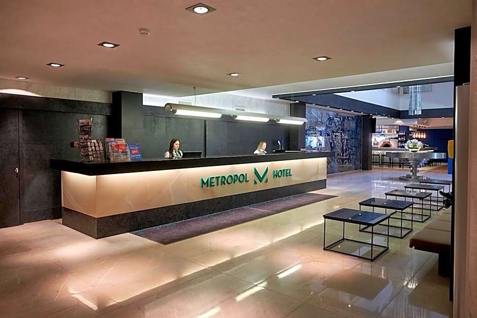 Metropol Hotel