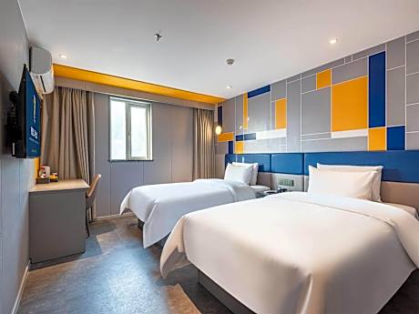 7 Days - Zizhu Twin Room
