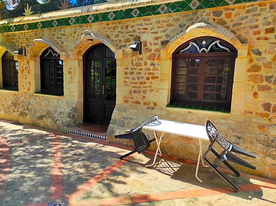 Apartamentos Gaudi Style