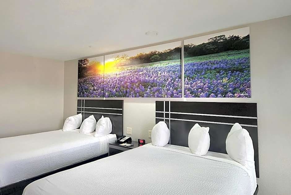Days Inn by Wyndham Baytown TX