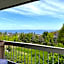 Atlantic Eyrie Lodge