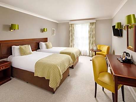 Classic Twin Room
