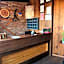 Ceneviz Suit Hotel