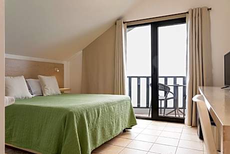 Double Room with Sea View - First Floor
