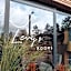 Levy's Rooms & Breakfast