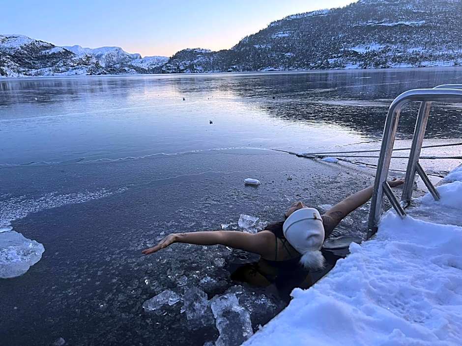 Preikestolen Hotel & BaseCamp