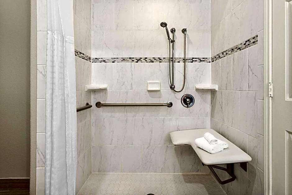 La Quinta Inn & Suites by Wyndham Brownsville North