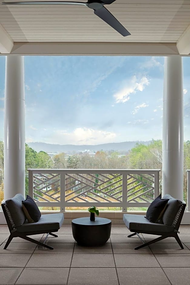Kimpton - The Forum Hotel By IHG