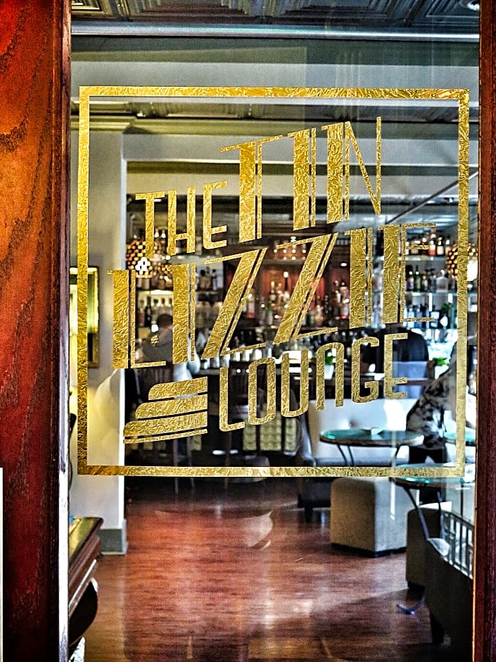 Marqueen Hotel