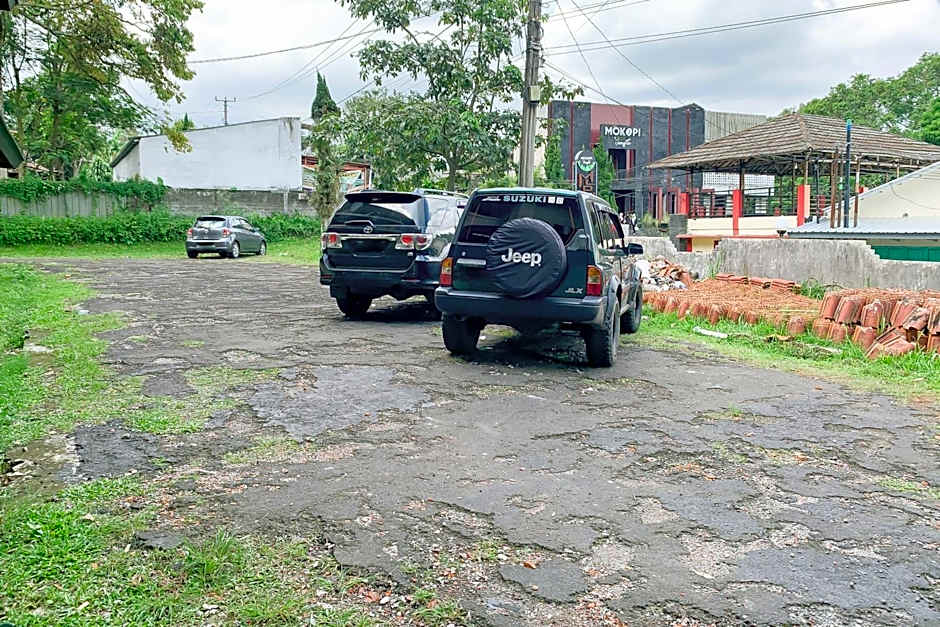 RedDoorz near RSUD R Syamsudin Sukabumi