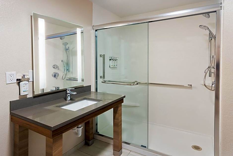 Candlewood Suites Eastchase Park By IHG