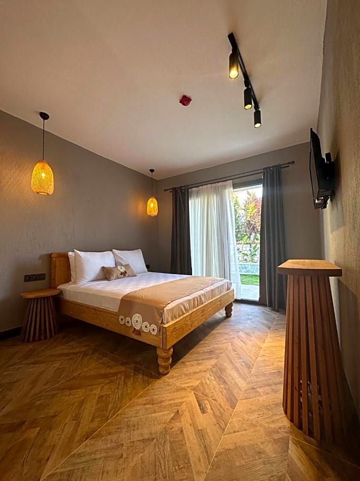Trina Talles Hotel Alacati - Luxury Desing