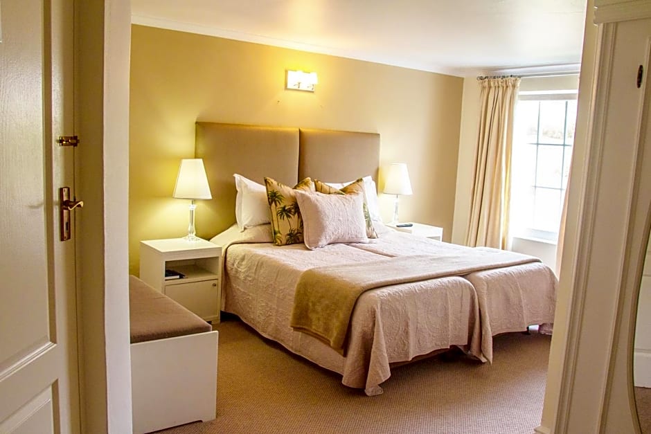 Milkwood Manor on Sea