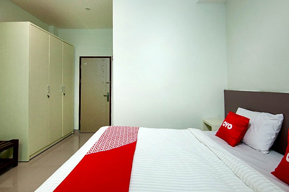 OYO 2382 Wisata Hotel