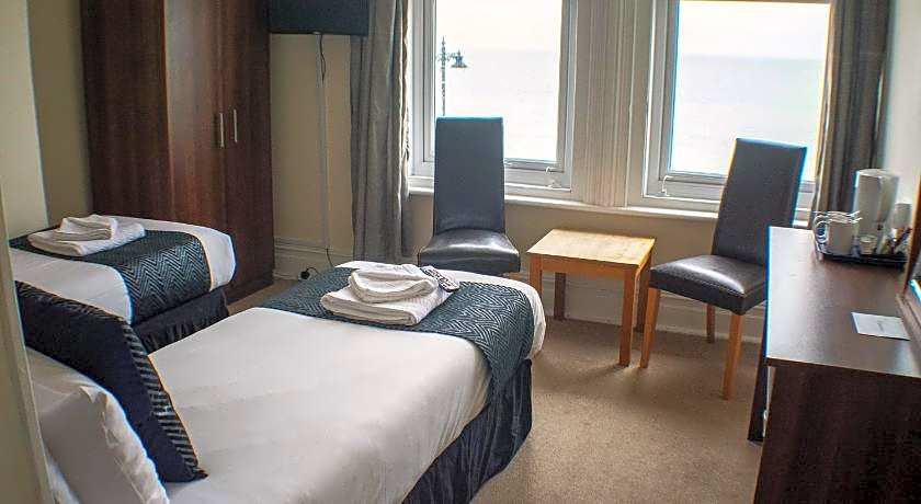 OYO Shanklin Beach Hotel