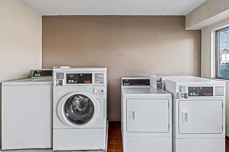 Red Roof Inn Jackson Downtown Fairgrounds