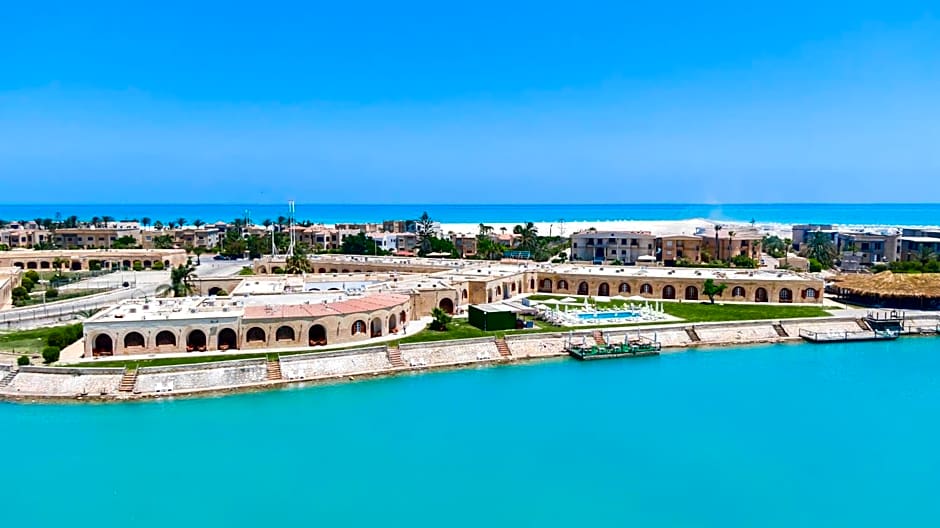 Golden Lake Marina Hotel