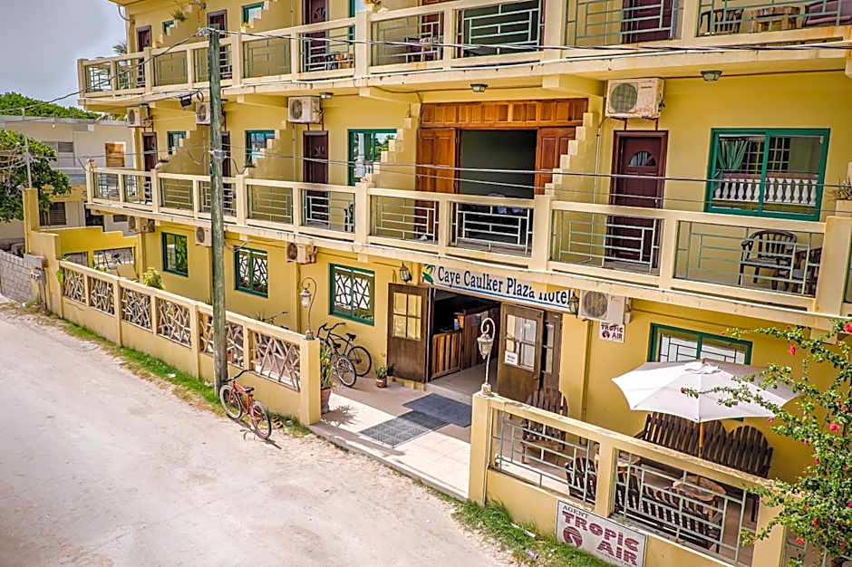 Caye Caulker Plaza Hotel