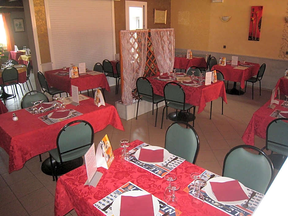 Hôtel Restaurant La Renaissance – Arlanc, MO