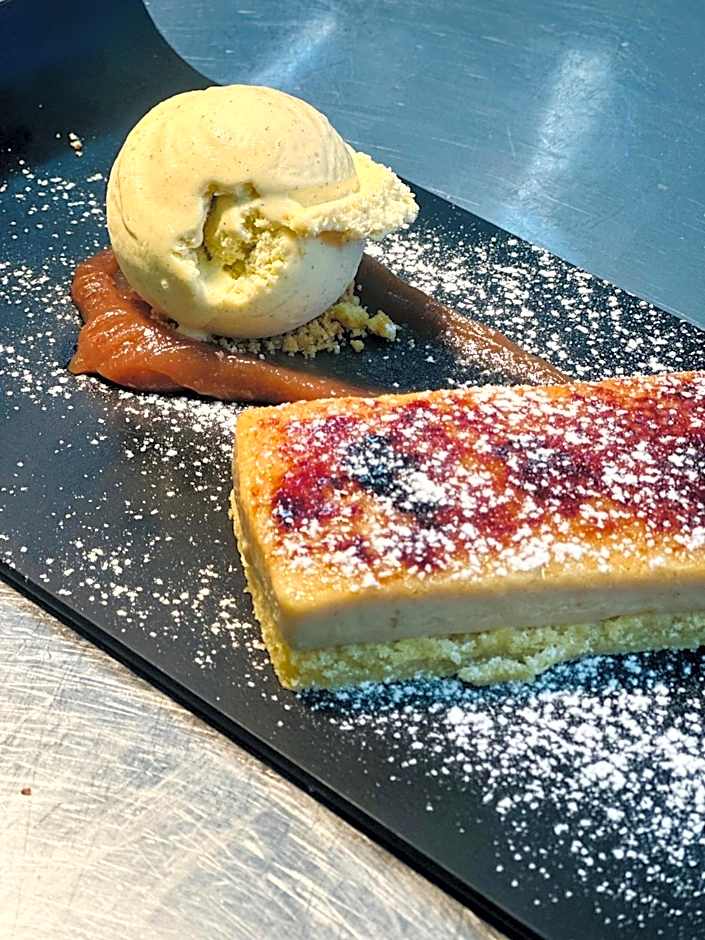 Logis Hôtel La Fenière