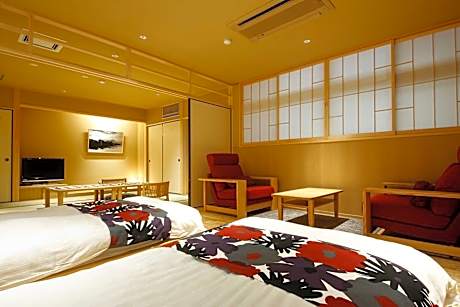 Quadruple Room with Private External Bathroom