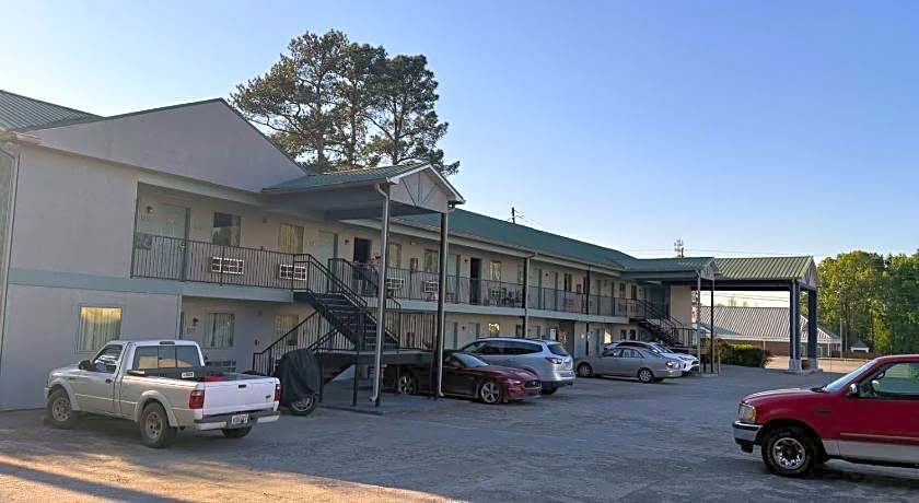 Garden Inn & Suites