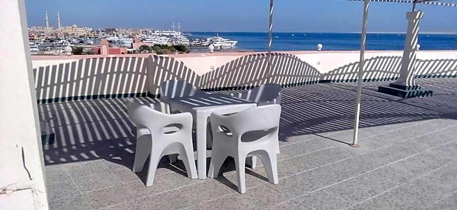 Eiffel Hotel Hurghada