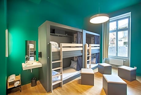 8-Bed Mixed Dormitory Room