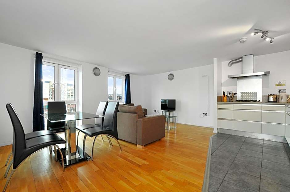 Access Apartments City